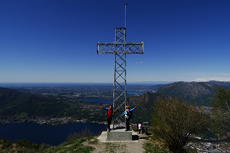 MONTE MAGNODENO e CRESTE DELLA GIUMENTA ad anello da Erve il 25 aprile 2016 - FOTOGALLERY