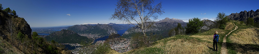 Dal Magnodeno vista su Lecco, i suoi laghi, i suoi monti