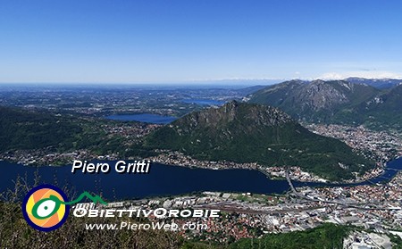 24-Spettacolare-vista-verso-Lecco,-i-suoi-laghi-e-monti.jpg