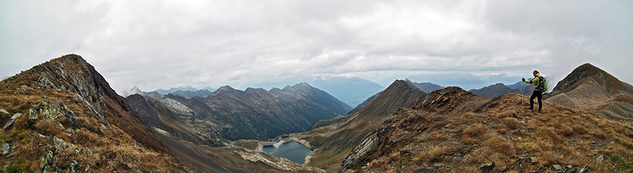 Panoramica tra Cima Venina e verso Monte Masoni