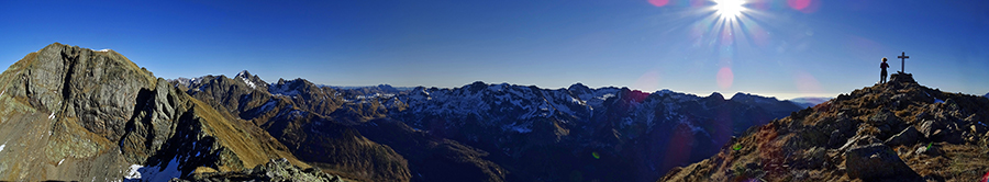 Dalla cima del Pes Gerna (2562 m)