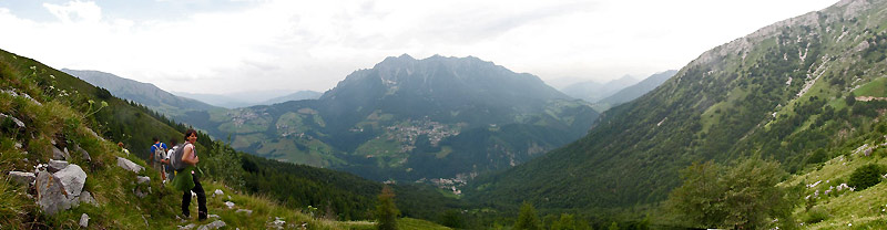 Panoramica in Val Carnera e verso l'Alben