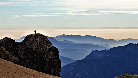 Monte Mincucco (cima 2001 m – croce 1832 m) dai Piani dell’Avaro il 16 novembre 2016 - FOTOGALLERY