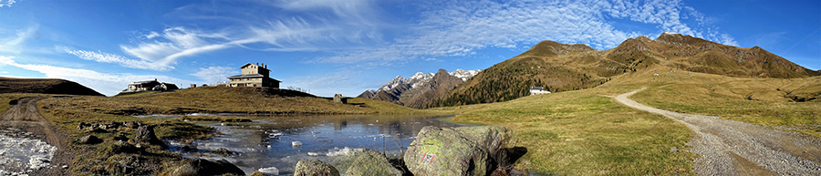 Alla grande pozza ai Piani dell'Avaro, punto di partenza