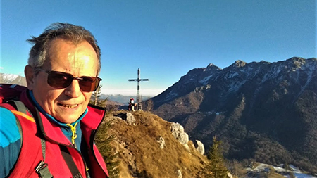 Alla CROCE del MONTE CASTELLO (1425 m) da Valpiana di Serina il 31 dicembre 2018 - FOTOGALLERY