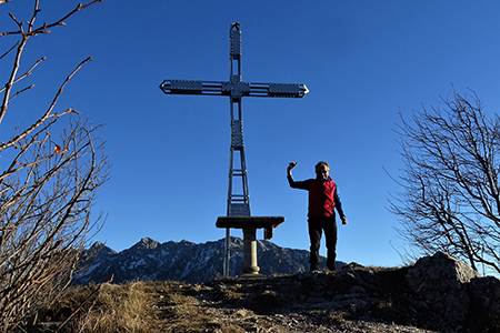 Alla CROCE del MONTE CASTELLO (1425 m) da Valpiana di Serina il 31 dicembre 2018 - FOTOGALLERY