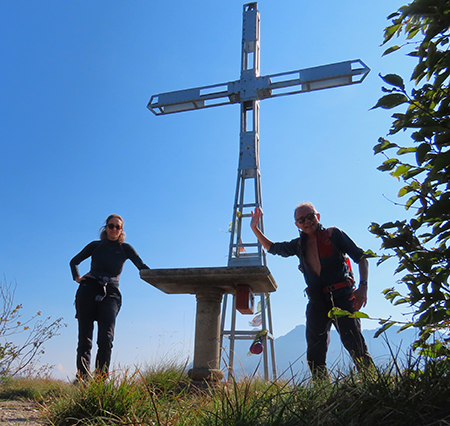 MONTE CASTELLO (croce 1425 m) e Ca’ di Zocc (1097 m) da Valpiana di Serina-3ott26 - FOTOGALLERY