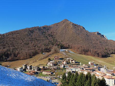 MONTE CASTELLO (croce 1425 – cima 1474 m) da Valpiana di Serina il 7 dicembre 2023 - FOTOGALLERY