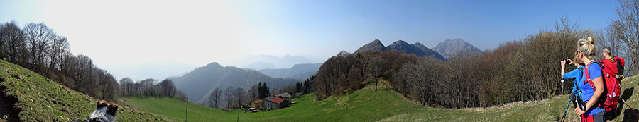 Alle Cascine del Monte Basso con vista in Ocone-Camozzera e Resegone