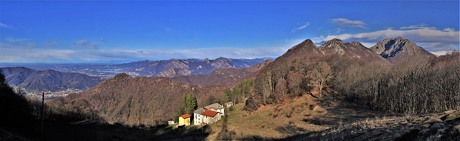Sul sent. 571 per il Passo del Pertus con vista sul Monte Ocone, Corna Camozzera e Resegone