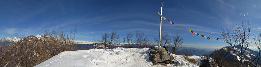 Alla croce del Monte Ocone (2351 m)
