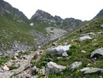 La Valle dei Lupi con vista sul Passo-Bocchetta dei lupi - foto Piero Gritti  28 luglio 07