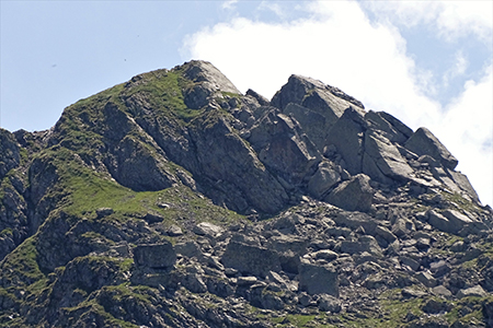 Monti Colombarolo (2309 m) e Ponteranica orientale (2378 m) da Ca’ San Marco (8 luglio 2017) - FOTOGALLERY