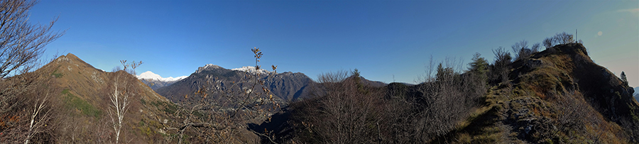 In cresta di vetta del Monte Corno (Crus de Coregn 1030 m)