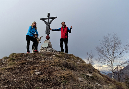 Anello al PIZZO RABBIOSO (1151 m) con Croce di Bracca e Pizzo di Spino da Bracca il 13 marzo 2018  - FOTOGALLERY