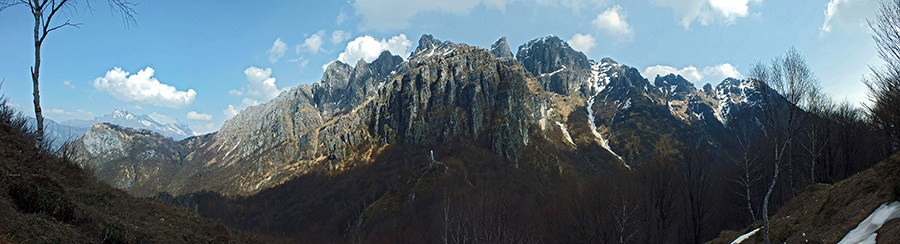 Dal Passo del Fò splendida vista in Resegone