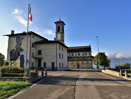 In RESEGONE, Punta Cermenati 1875 m, da Fuipiano-27sett22- FOTOGALLERY