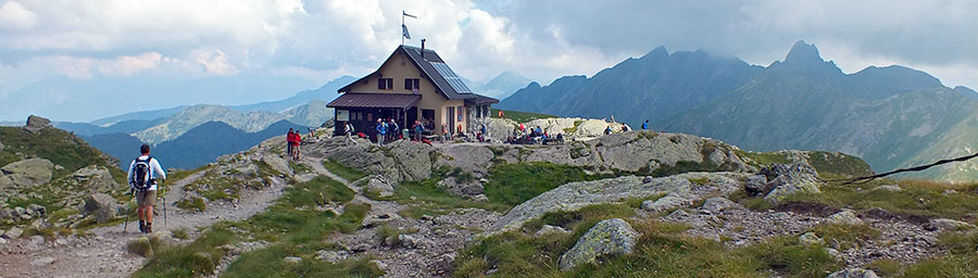 Rif. Benigni (2222 m.)