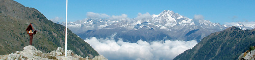 Dal Passo di Dordona vista sulla Valtellina e il monte Disgrazia