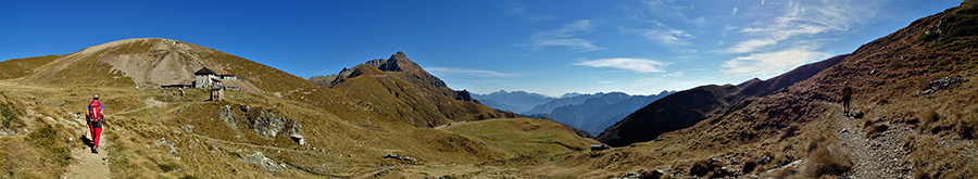 Al Rifugio Grassi (1987 m)