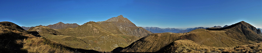 Scendendo dallo Zuc di Cam alla Bocchetta di Foppabona