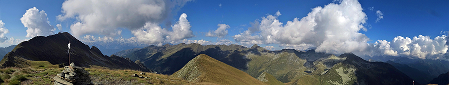 Panoramica dalla Cima di Lemma (2439 m)
