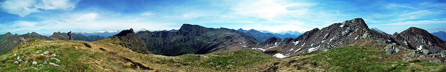 Panoramica sul sentiero G.V.O. (Gran Via delle Orobie)