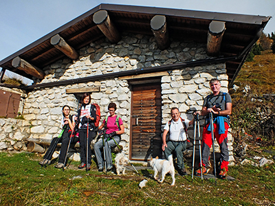 La nostra prima in MONTE SECCO (2293 m) …tra le nuvole ! il 1 novembre 2013  - FOTOGALLERY
