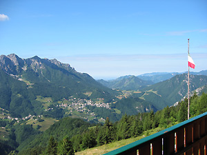 Splendida vista dal terrazzo del Rifugio