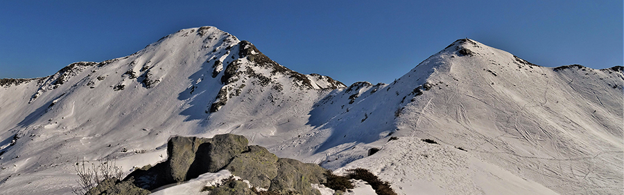 A sx Pizzo delle segade (2168 m) a dx Cima Villa (2050 m)