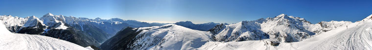 Panoramica dal Passo San Marco verso le Orobie, la Valle Brembana, la pianura - foto Piero Gritti 23 genn. 08