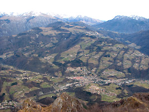 Panoramica su S. Giovanni Bianco e le sue contrade