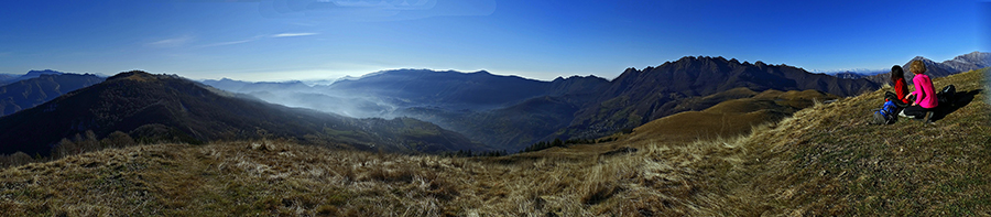 Vista panoramica sulla Valle Imagna dallo Zuc di Valbona