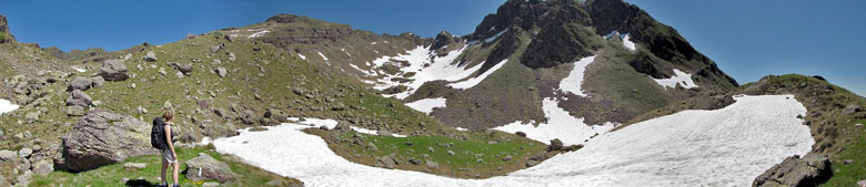 Panorama verso la conca del Pietra Quadra