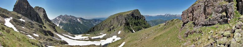 Sul sentiero verso il Nuovo Rifugio Tre Pizzi - Pietra Quadra