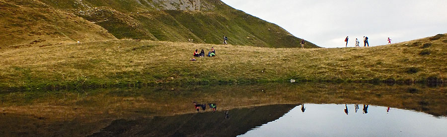 Sosta alla bella pozza del Monte Avaro