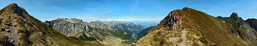 Salendo dal Monte Avaro verso il Monte di sopra (2269 m.)