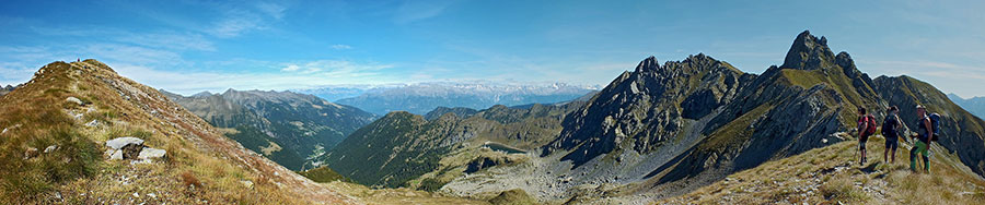 Salendo dal Monte di sopra (2269 m.) al Monte Valletto (3072 m.)