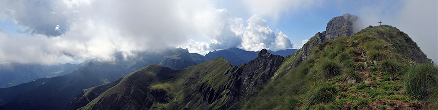 Panoramica dalla cima del Monte Tribortoi (Quota 2309)