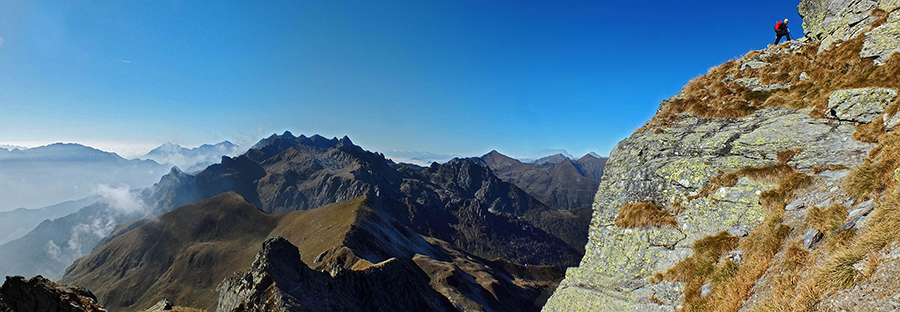 In ripida salita al Monte Valletto (2371 m)