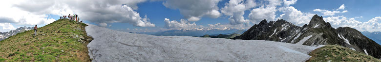 Dalla cima del Monte di Sopra (2259 m.)