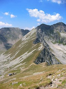 Sul sentiero per  il Pizzo Zerna vista sul Passo di Publino