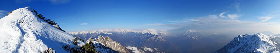 Salendo in Venturosa per cresta sud-est innevata