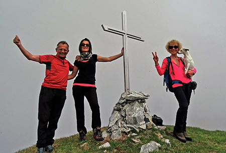 Monte Valgussera, Pizzo Vescovo, Monte Brate, tre cime ad anello da Foppolo il 28 maggio 2016 - FOTOGALLERY