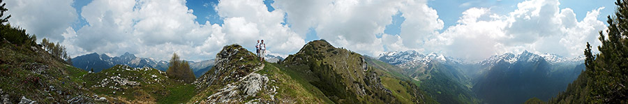 Dal Monte Brate vista indietro verso il Pizzo Vescovo ed oltre