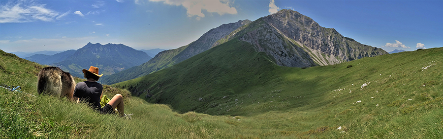 Sosta panoramica verso Alben e Menna salendo in Vindiolo