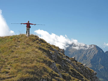 Da Ceresola di Valtorta salita ai Piani di Bobbio (Rifugio Lecco) e al lo Zucco Barbesino (2152 m.) - FOTOGALLERY