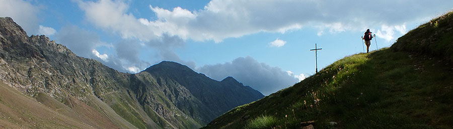 In discesa al Rif. Bozzi per il sentiero aLto