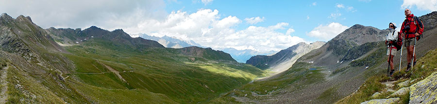 Salendo dalla Forcellina di Montozzo ai Laghetti d'Albiolo