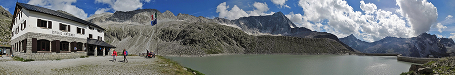 Rifugio Garibaldi con Lago Venerocolo